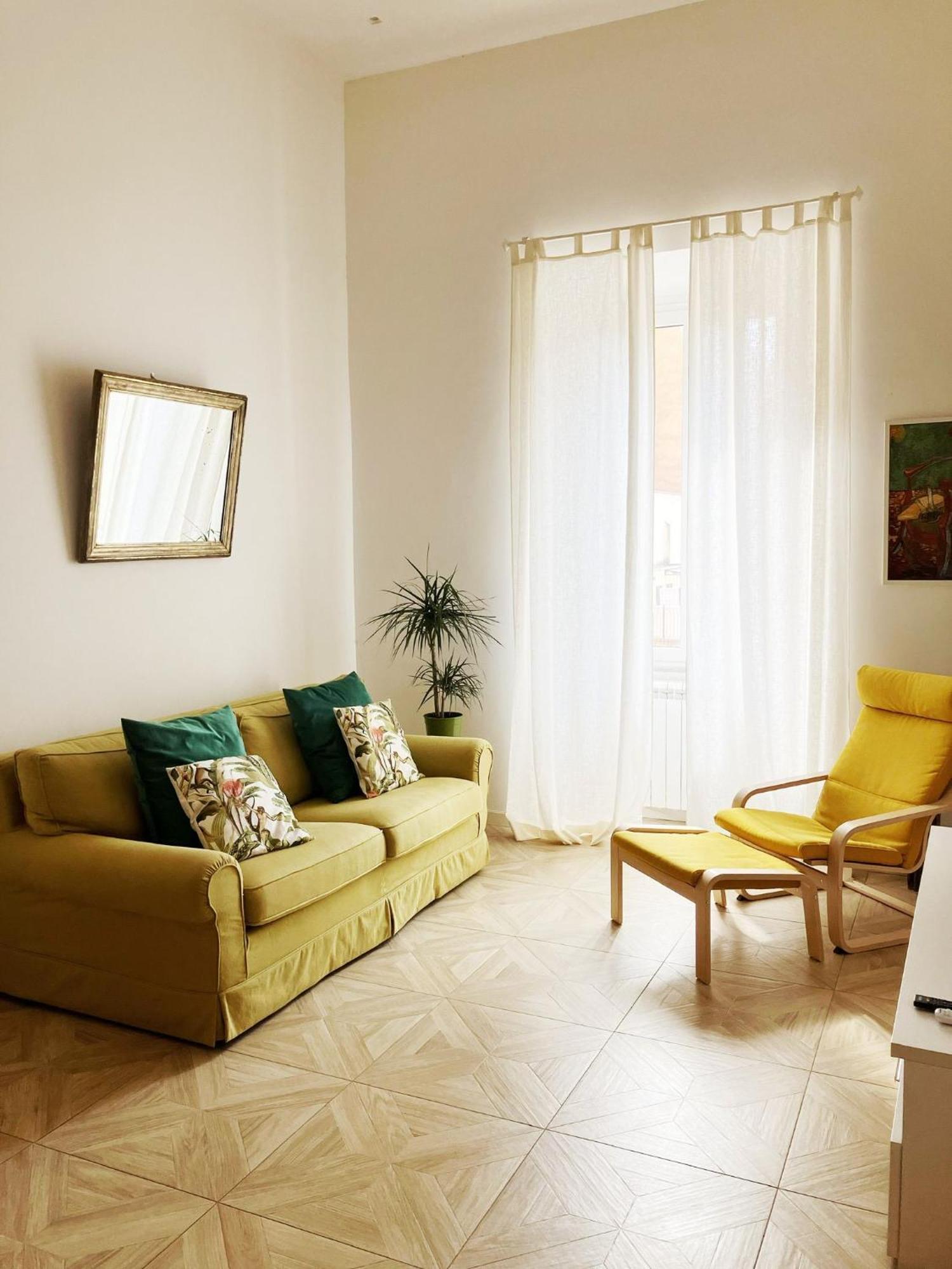 Lejlighed Lucia's Suites, Charming In